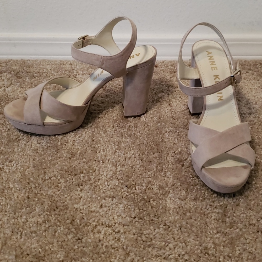 Anne Klein ak7 lalima